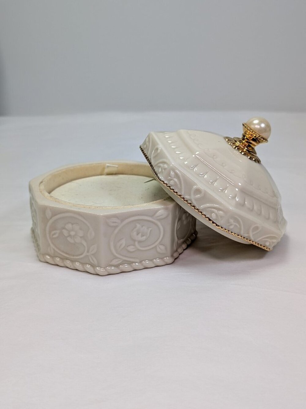 Vintage Lenox Pearl Velvet Wedding Ring Box Engagement Proposal Trinket Holder